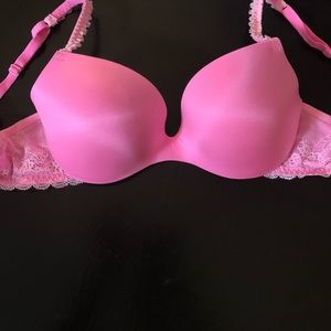 Aeri bra size 34B